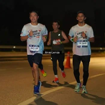 Runner Photo 7665309