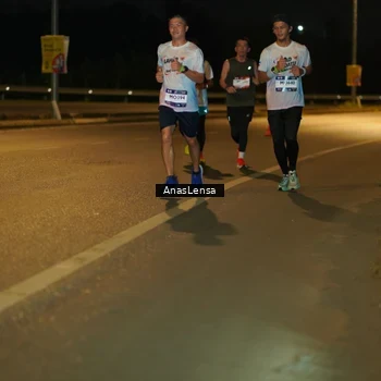 Runner Photo 7665313