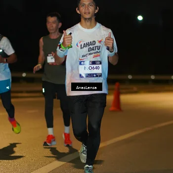 Runner Photo 7665325