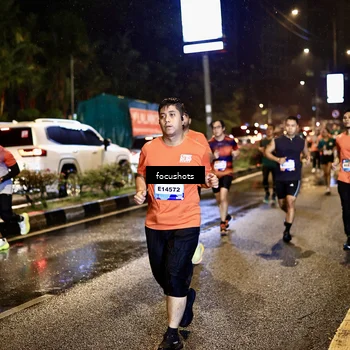 Runner Photo 7665330