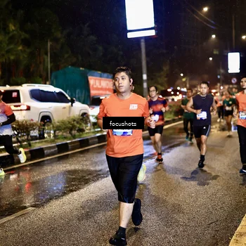 Runner Photo 7665336