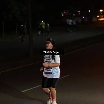 Runner Photo 7665343