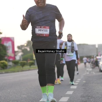 Runner Photo 7665353