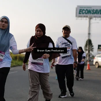 Runner Photo 7665360