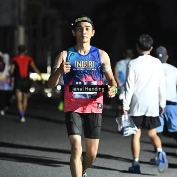 Runner Photo 7665370