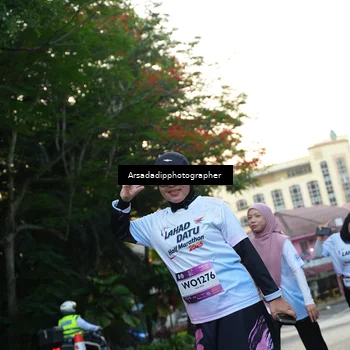 Runner Photo 7665394