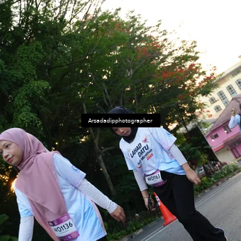 Runner Photo 7665395