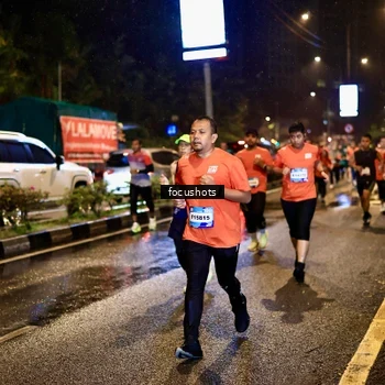 Runner Photo 7665396