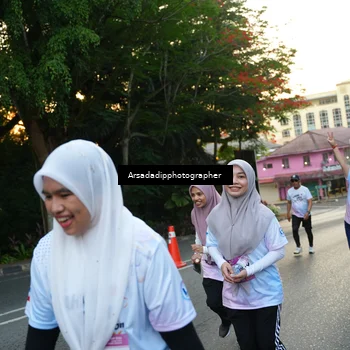 Runner Photo 7665412