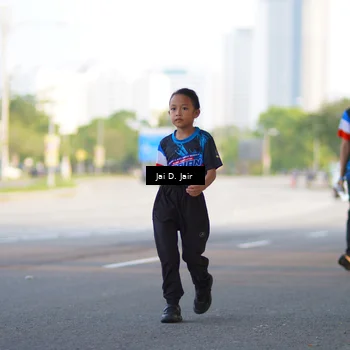 Runner Photo 7665416