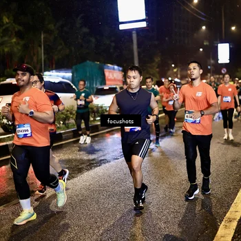 Runner Photo 7665425