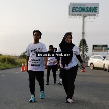 Runner Photo 7665428