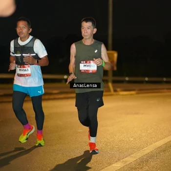 Runner Photo 7665430