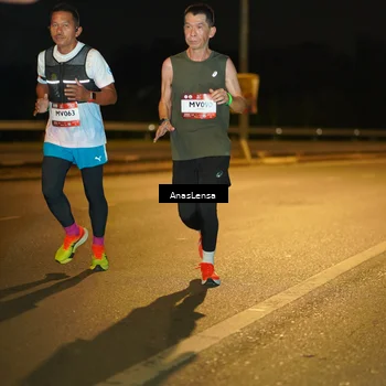 Runner Photo 7665433
