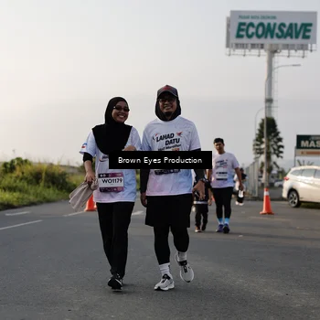Runner Photo 7665434