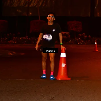Runner Photo 7665440