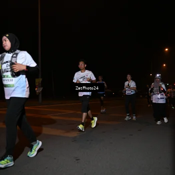 Runner Photo 7665444