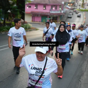 Runner Photo 7665459