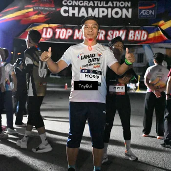 Runner Photo 7665465