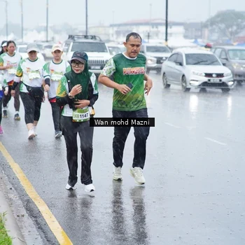 Runner Photo 7665466