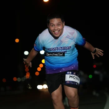 Runner Photo 7665468