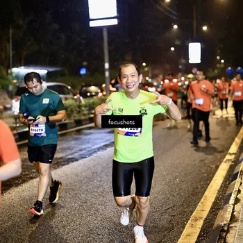 Runner Photo 7665470