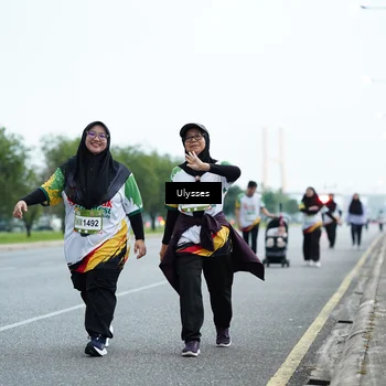 Runner Photo 7665473