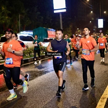 Runner Photo 7665475