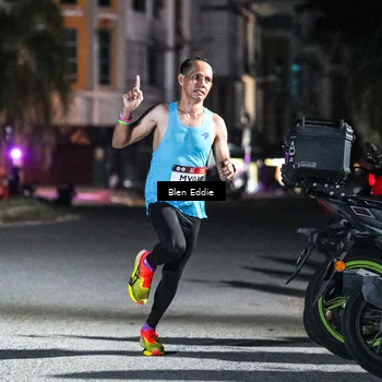 Runner Photo 7665504