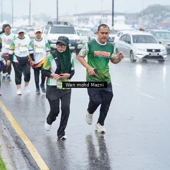 Runner Photo 7665505