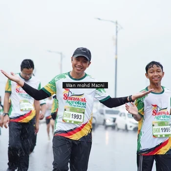 Runner Photo 7665507