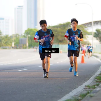 Runner Photo 7665517