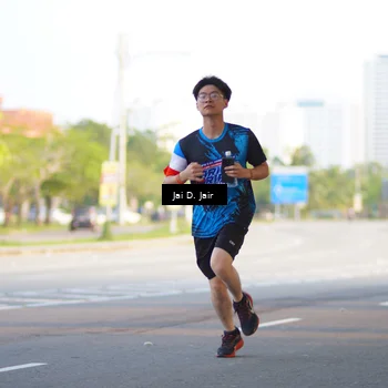 Runner Photo 7665518