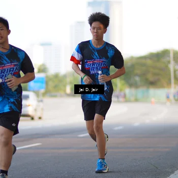 Runner Photo 7665523