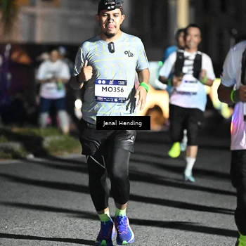 Runner Photo 7665533