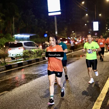 Runner Photo 7665537
