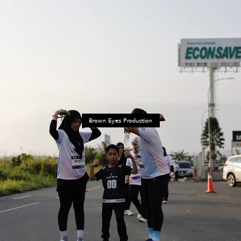 Runner Photo 7665544