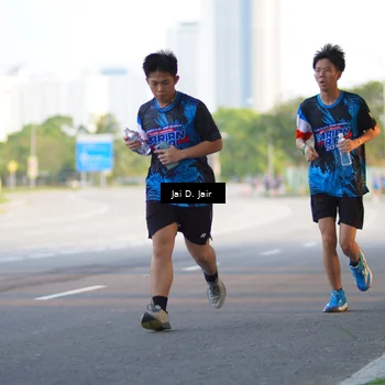 Runner Photo 7665546