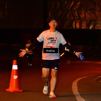 Runner Photo 7665560