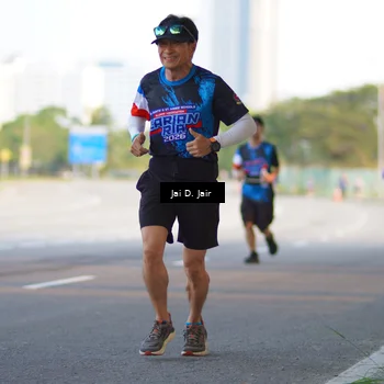Runner Photo 7665564