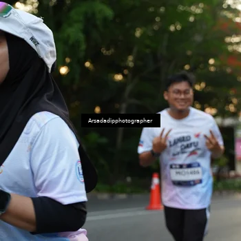 Runner Photo 7665579
