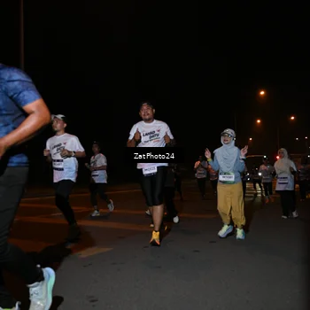 Runner Photo 7665591