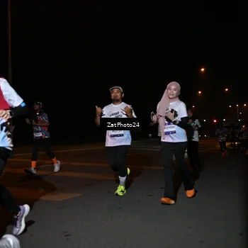 Runner Photo 7665601