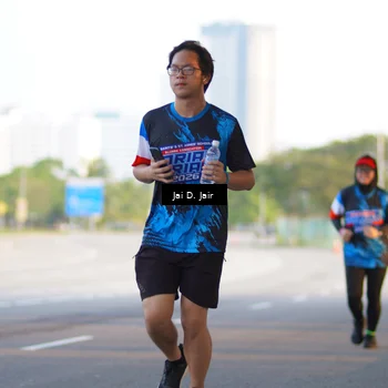 Runner Photo 7665626