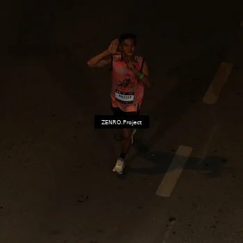 Runner Photo 7665632