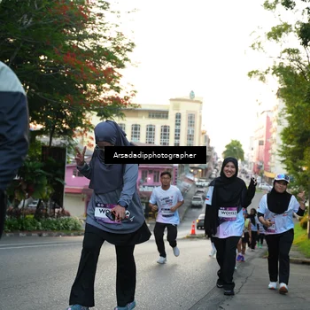 Runner Photo 7665649