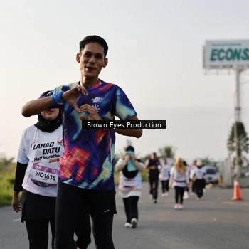 Runner Photo 7665657