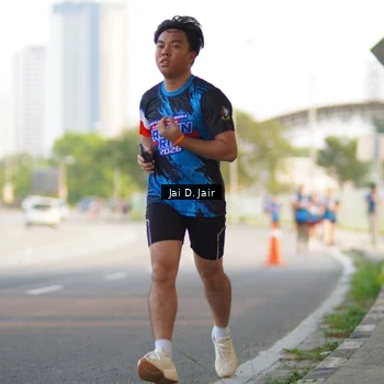 Runner Photo 7665658