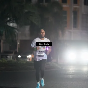 Runner Photo 7665663