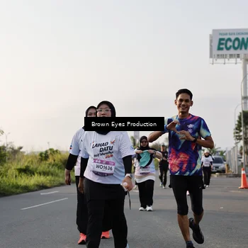 Runner Photo 7665665